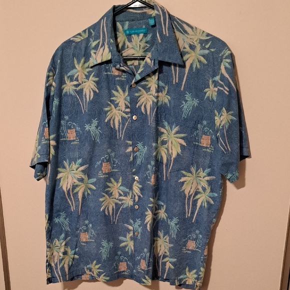 Tori Richard Other - Tori Richard Blue Palm Print Men's Shirt.  Size Large.